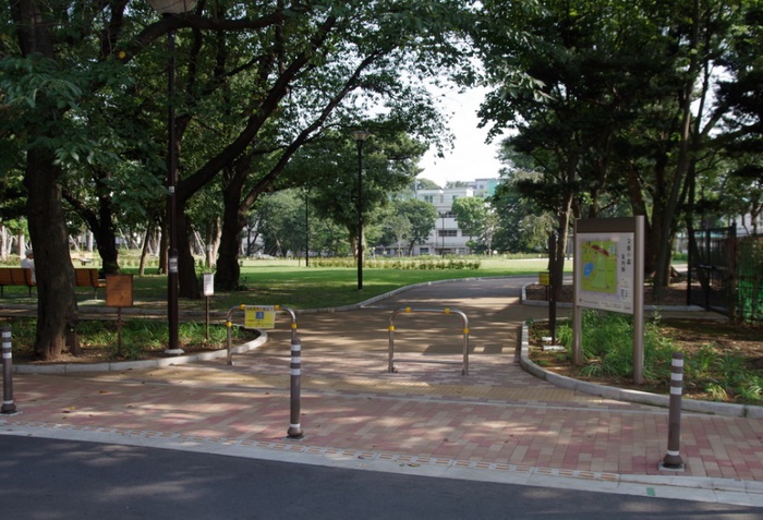 公園　文庫の森公園（公園）まで892m