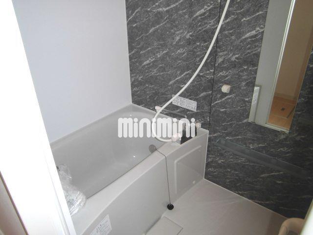 バス・シャワールーム　追炊き、浴室乾燥機付のお風呂です。