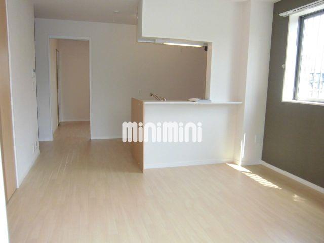 居室・リビング　会話が弾む、人気の対面キッチンです。