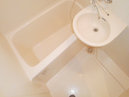 バス・シャワールーム　※別部屋写真