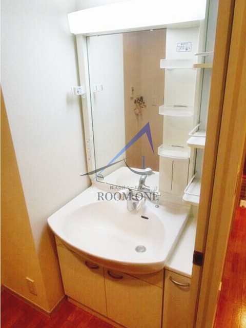 洗面設備　洗面台です。