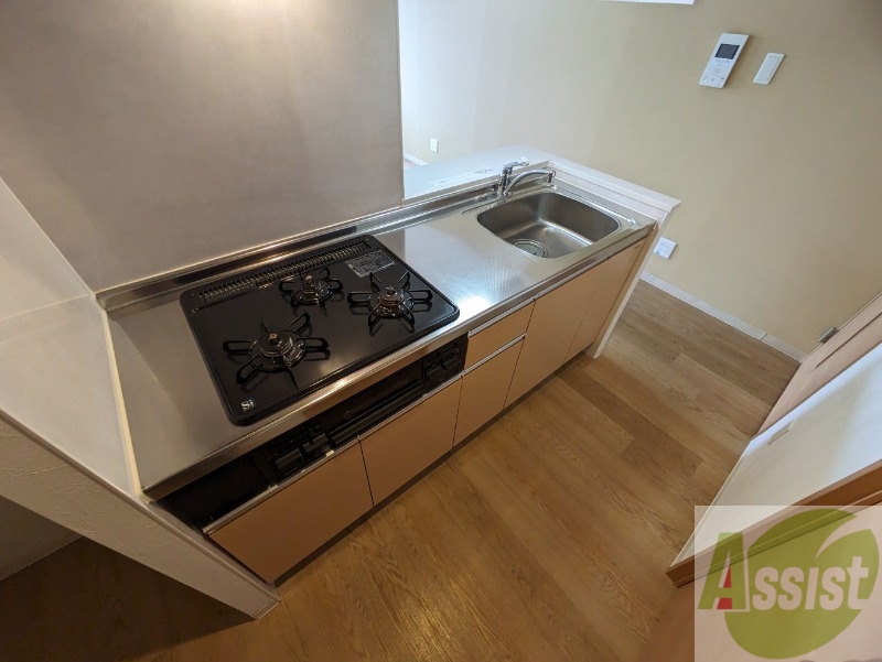 キッチン　キッチンはスペースも広々していて使いやすそうですよ！