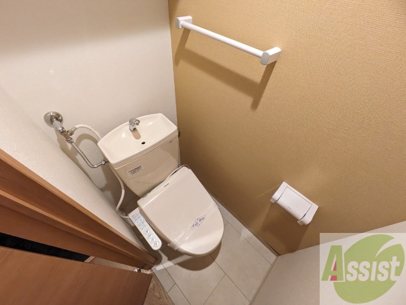 トイレ　トイレです。ウォシュレット付を探している方、おすすめです。
