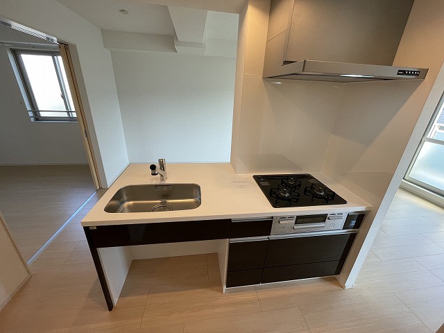 キッチン　3口ガスコンロのシステムキッチン☆