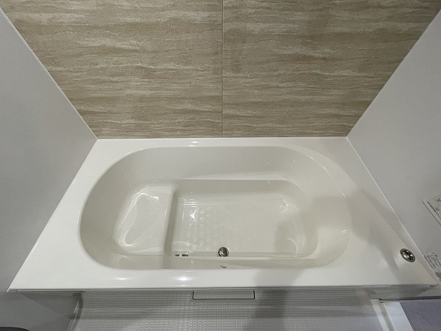 バス・シャワールーム　浴室乾燥・追い炊き機能付きのバスルーム♪