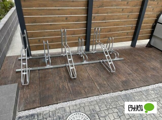 駐車場　※駐輪場