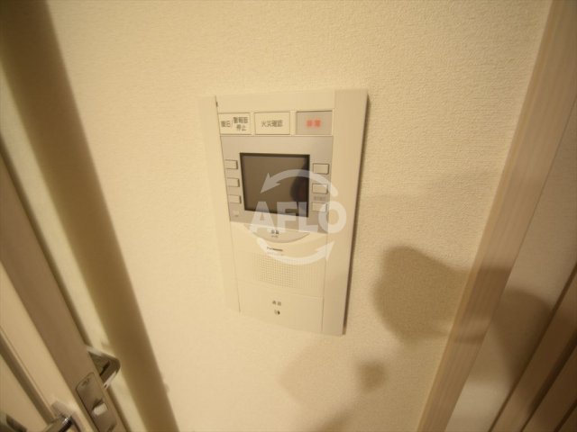 セキュリティ　プレサンス堺筋本町駅前シェル　TVモニター付きインターホン