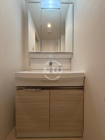 洗面設備　コンフォリア・リヴ 桜川ソルテラス