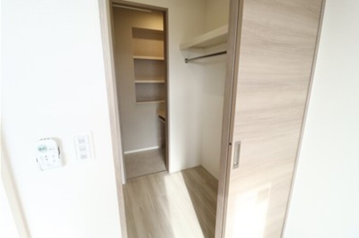 収納　たっぷりとした収納スペースです