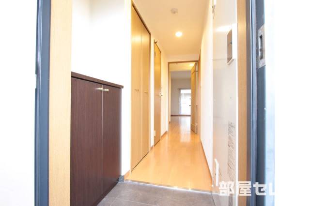 玄関　玄関回りもスッキリしてます