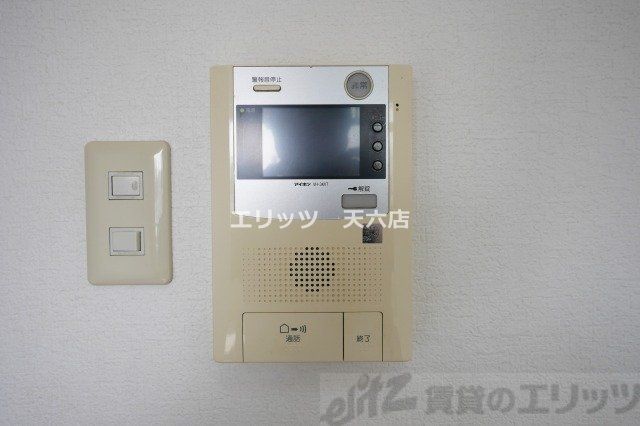 セキュリティ　下駄箱