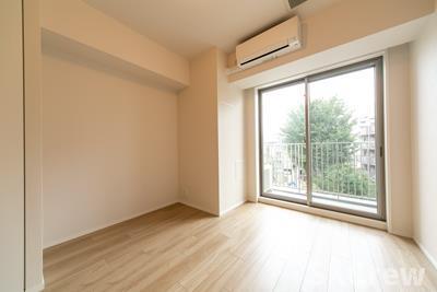 居室・リビング　別号室の写真です