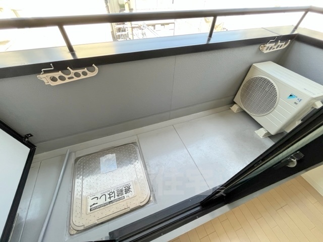 地下鉄谷町線 南森町駅 徒歩5分 7階建 築29年の内装写真