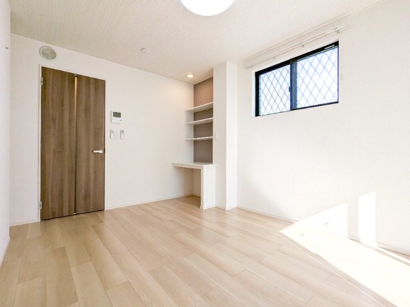 居室・リビング　図面と現状に相違がある場合には現状を優先