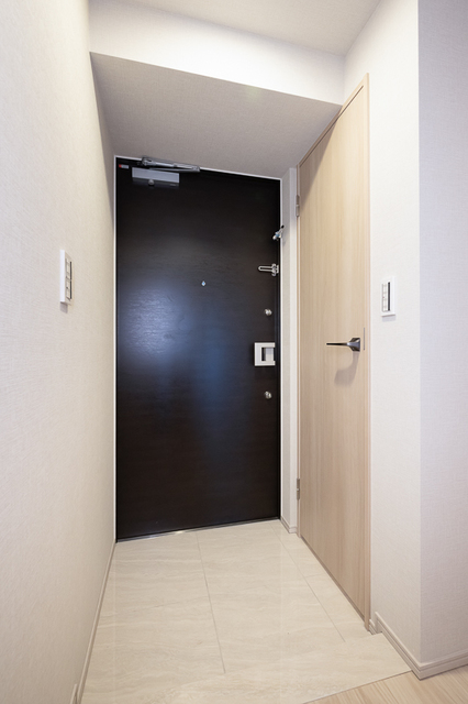 玄関　※写真は同タイプ住戸です。