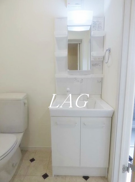 洗面設備　洗面台です。