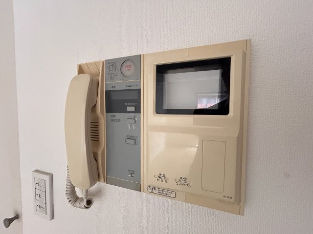 セキュリティ　モニターホンで安心