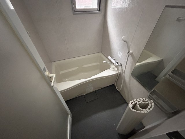 バス・シャワールーム　お風呂です