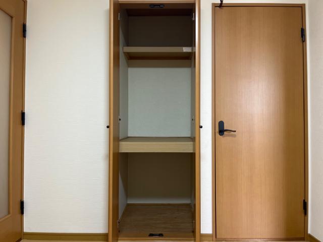 収納　ダイニング収納