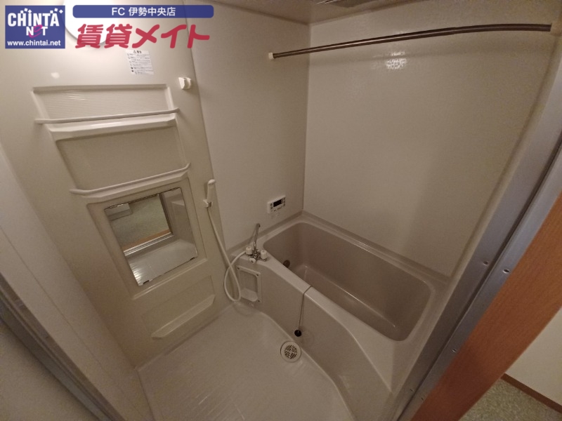 バス・シャワールーム　同型参考写真