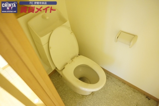 トイレ　同型参考写真