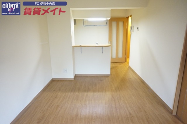 居室・リビング　同型参考写真