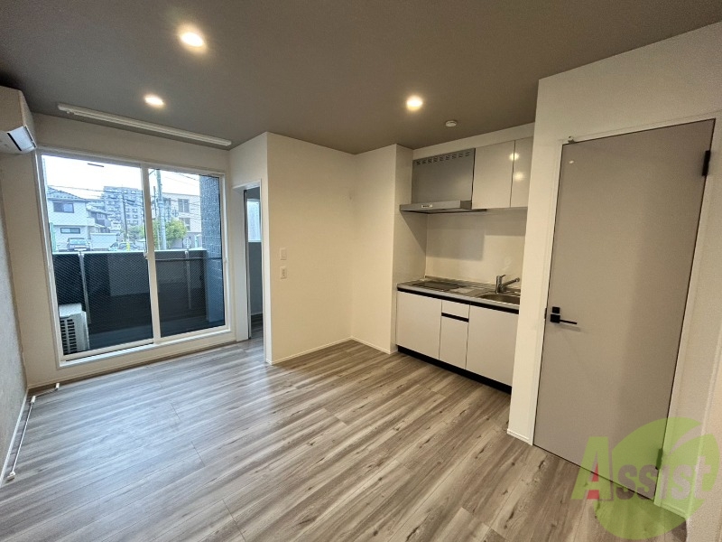 居室・リビング　８帖のＬＤＫは広々として開放感があります。