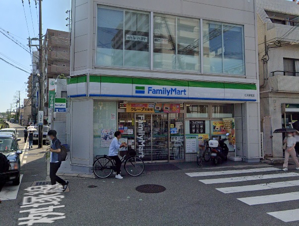 コンビニ　ファミリーマート 仁川駅前店（コンビニ）まで471m