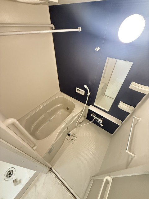 バス・シャワールーム　別部屋参考写真です