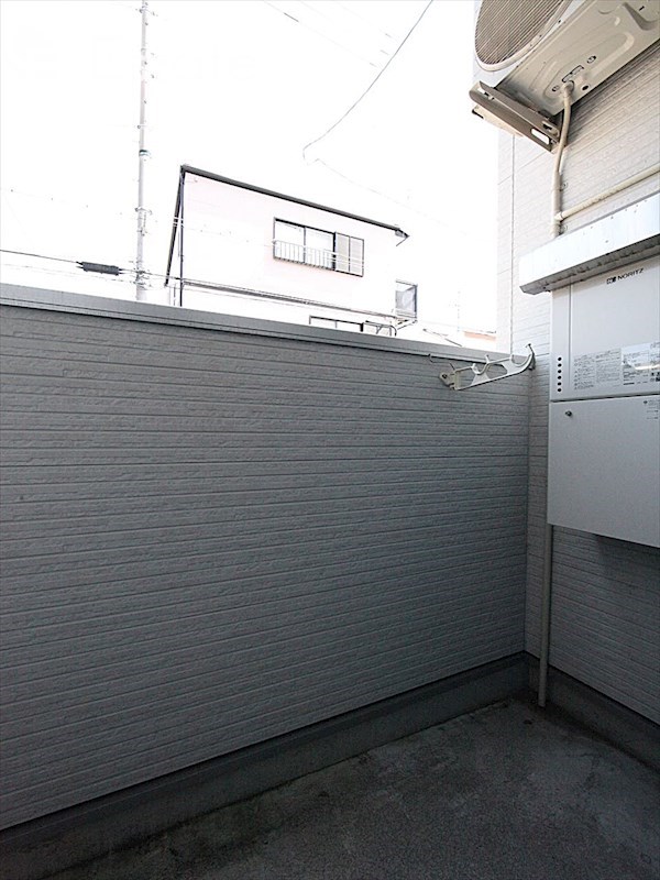 バルコニー　バルコニー