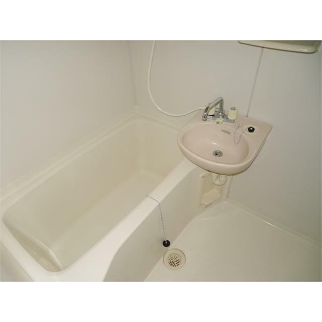 洗面設備　バス