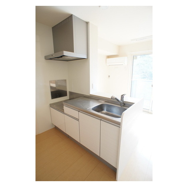 キッチン　対面キッチンでお料理も楽しめますね