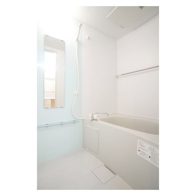 バス・シャワールーム　追焚完備で良いですね