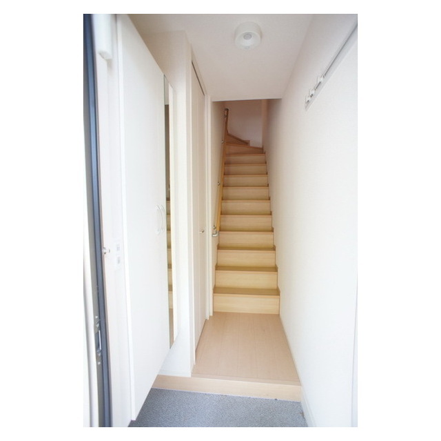 玄関　ワンクッションおける玄関スペース