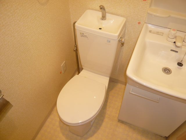 トイレ　トイレ