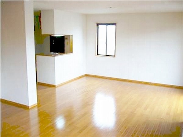 居室・リビング　広々と使えるリビングです