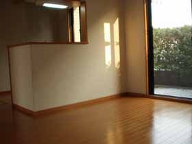 居室・リビング　リビングが見渡せる対面式キッチンです