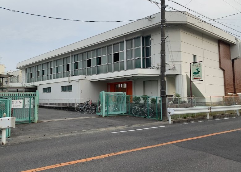 小学校　長久手市立長久手小学校（小学校）まで476m