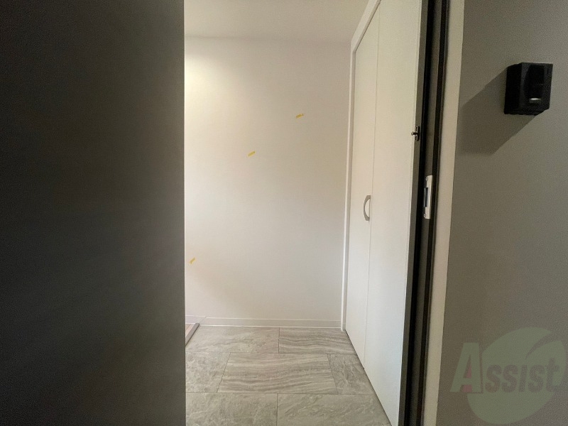 玄関　玄関の様子です。明るい印象ですね。気分もあがりそう。