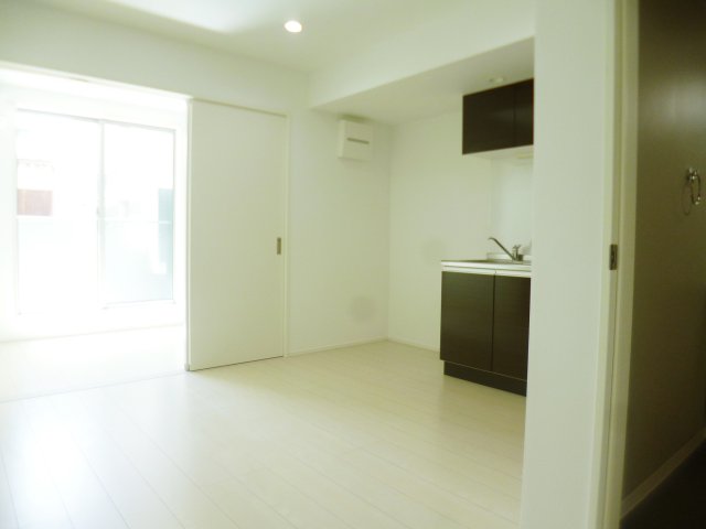 居室・リビング　※このお写真は同物件の別のお部屋のお写真です。現状優先