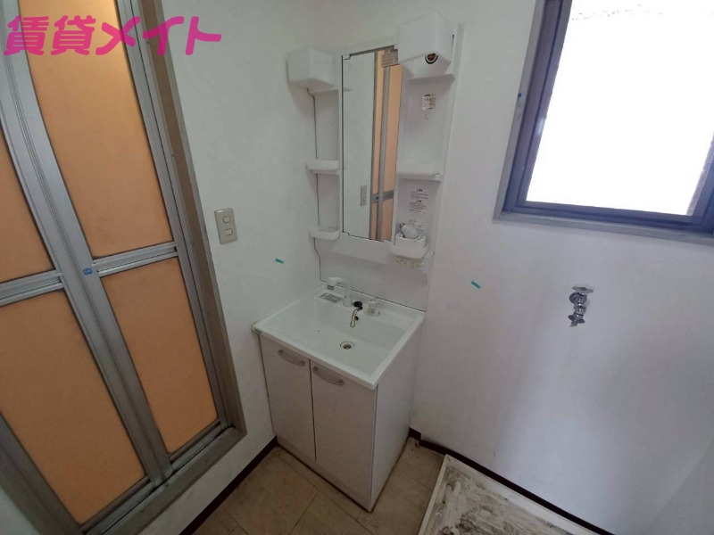 洗面設備　別部屋参照。現状優先となります。