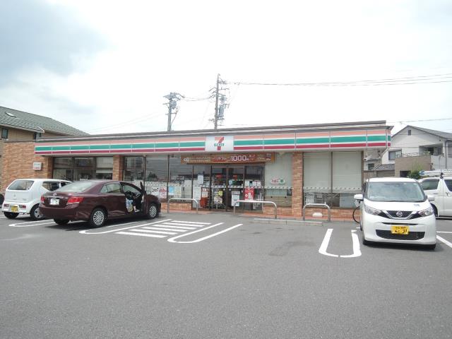 コンビニ　セブンイレブン（コンビニ）まで296m