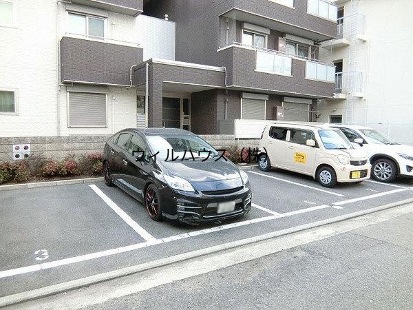駐車場　駐車しやすい！