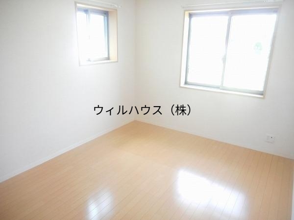 その他部屋・スペース　明るい洋室！