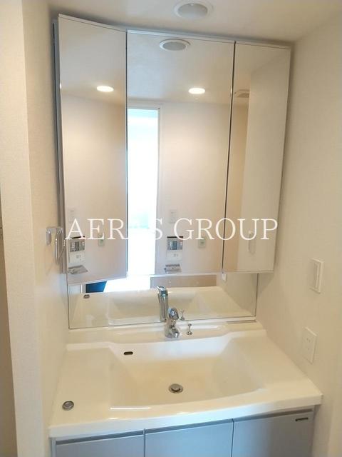 洗面設備　同仕様写真