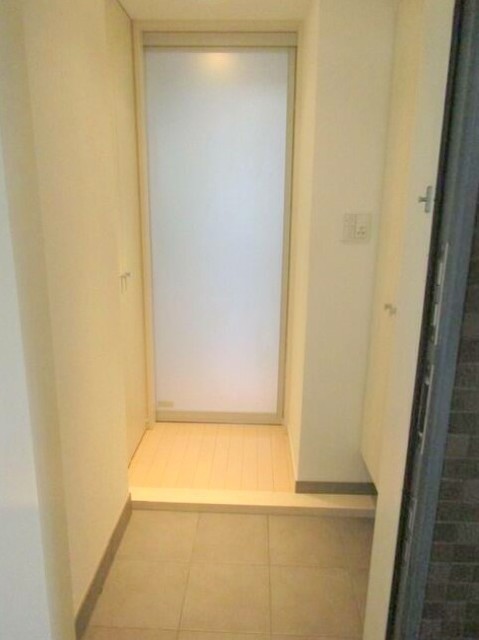 玄関　同仕様タイプ