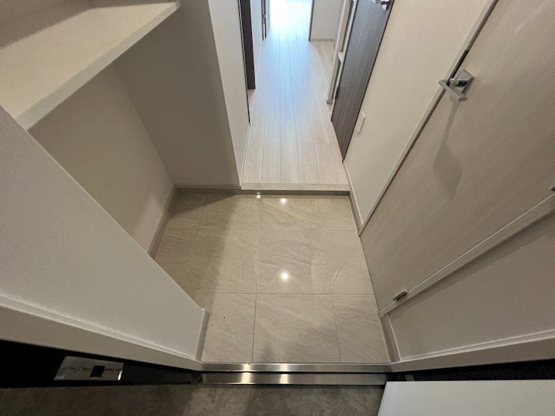 玄関　別号室の参考写真となります