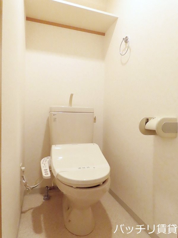 トイレ　同型タイプの為、現状を優先致します。