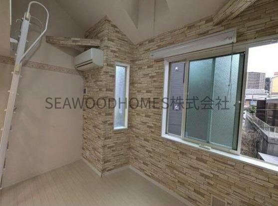 その他部屋・スペース　２面採光で日の光をたくさん取り入れます。