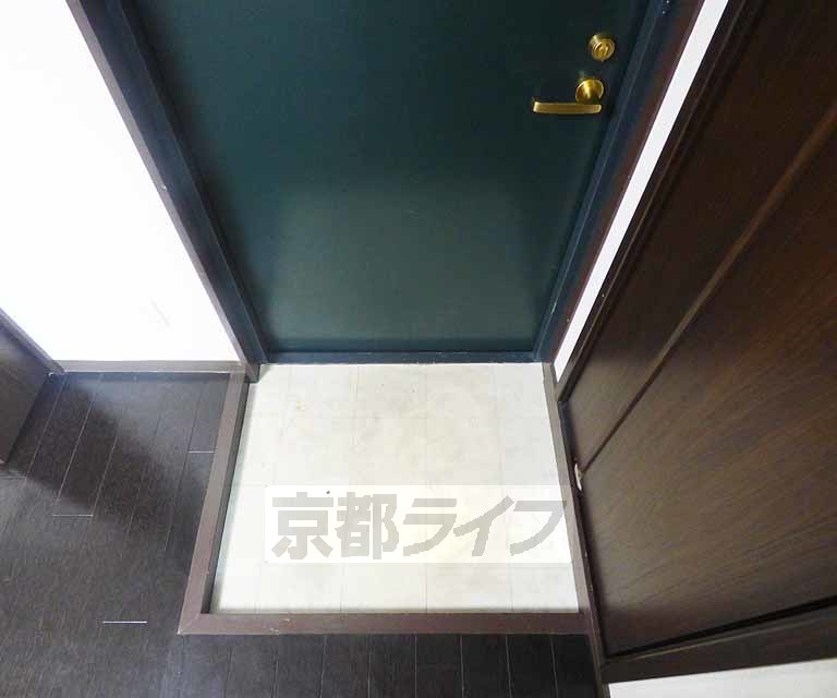 玄関　スペースが広いです